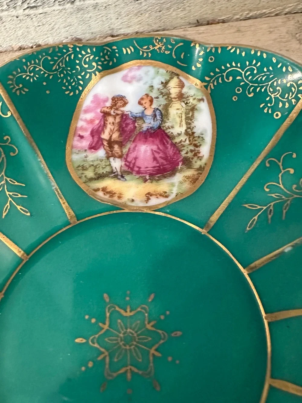 Lefton Scalloped Fluted Green Tea Cup  Hand Painted Courting Couple Romantic